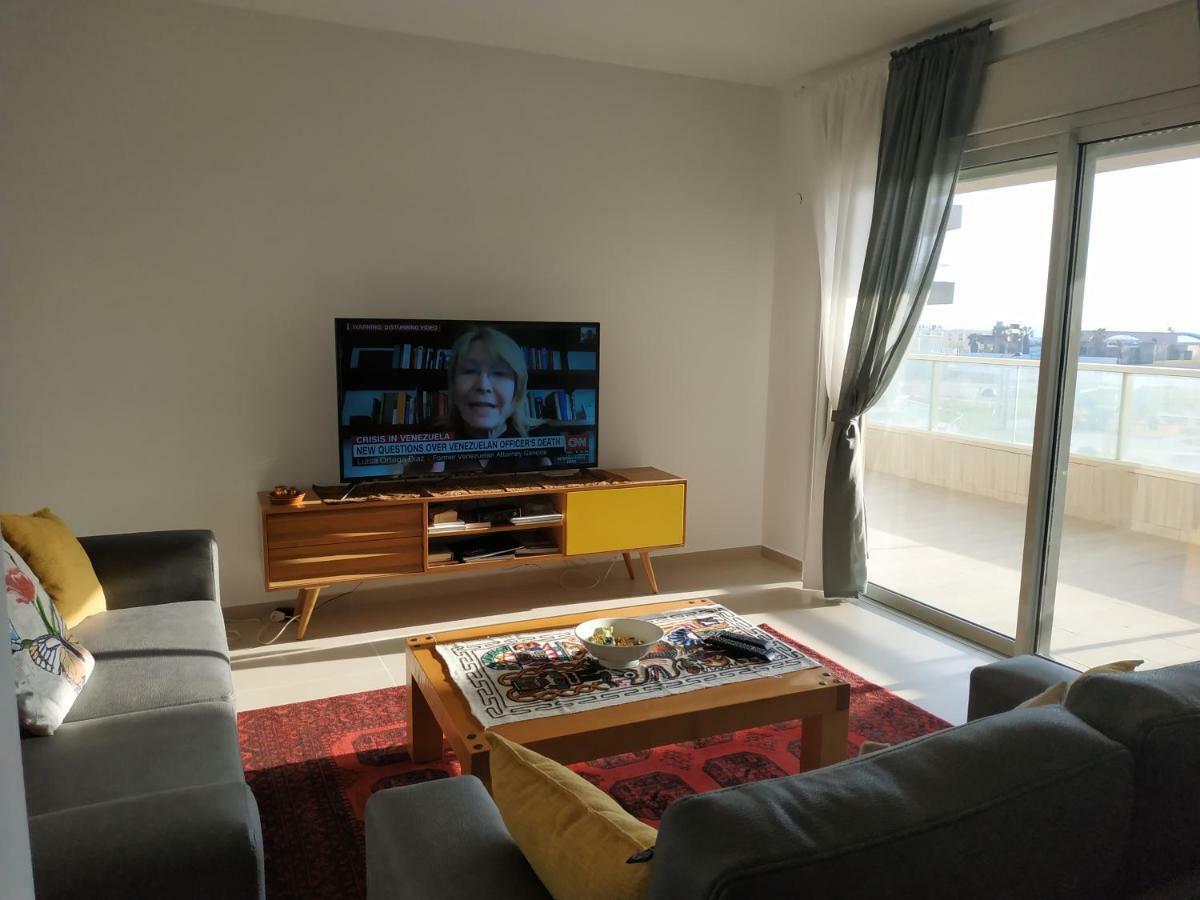 עכו דירה חדשה ליד הים- Akko-Brand New Apartment Екстер'єр фото