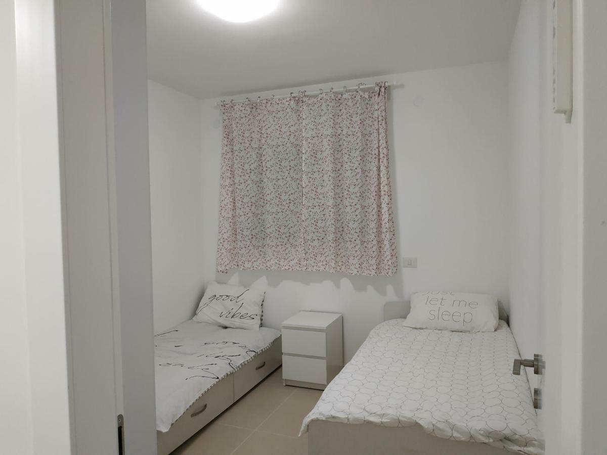 עכו דירה חדשה ליד הים- Akko-Brand New Apartment Екстер'єр фото