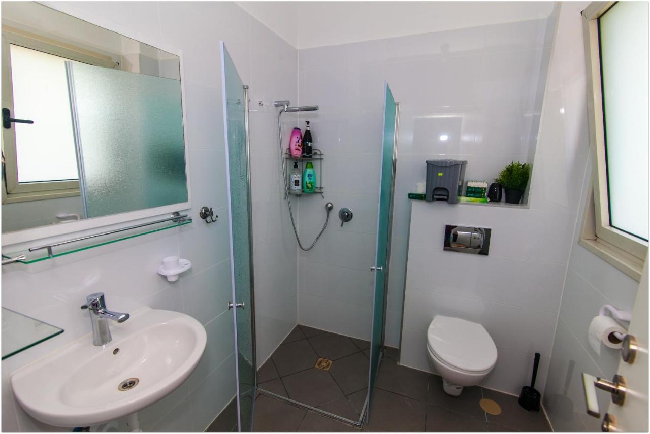 עכו דירה חדשה ליד הים- Akko-Brand New Apartment Екстер'єр фото